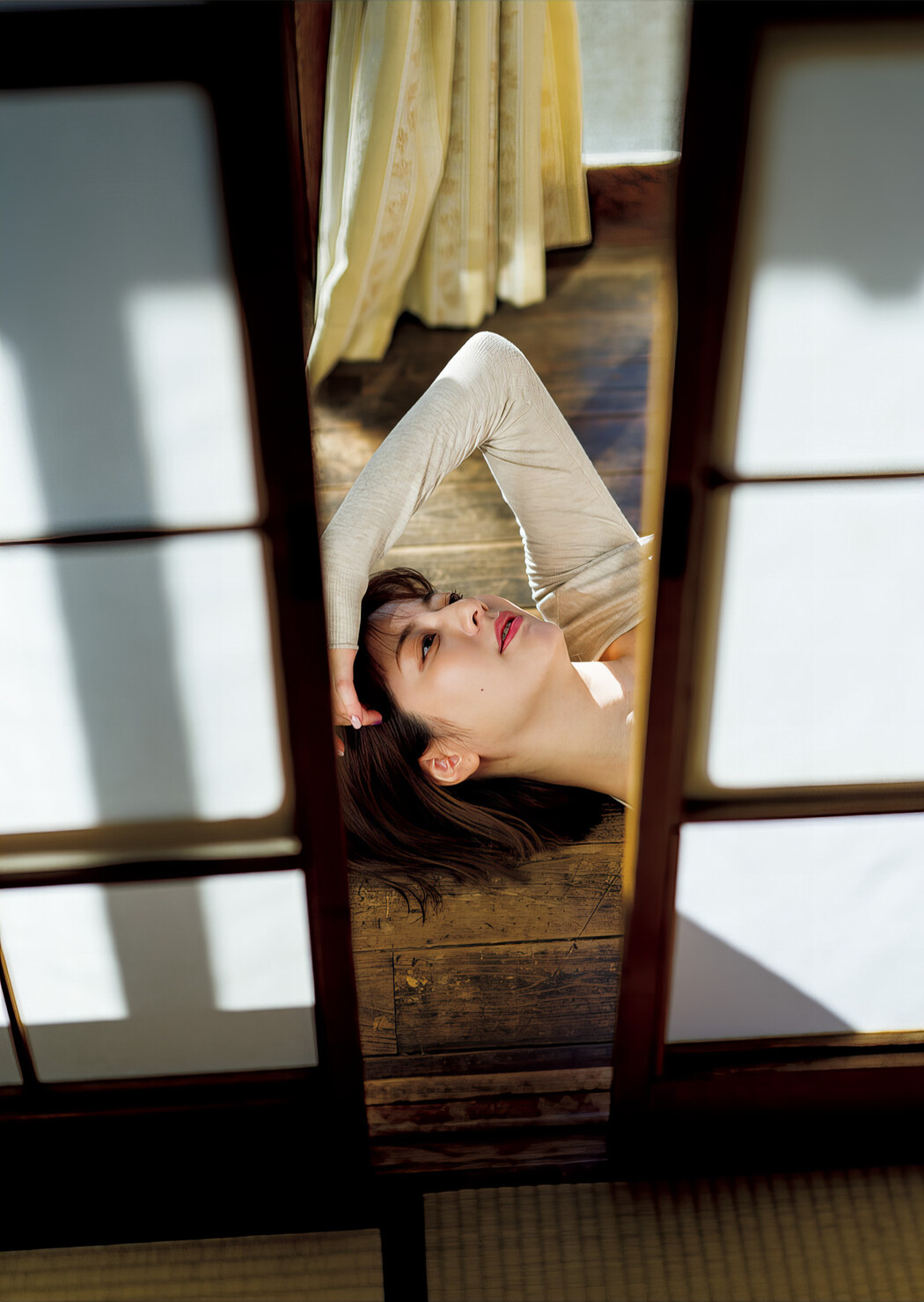 Yumi Sugimoto 杉本有美, 写真集 『 蝶光 』 Set.01