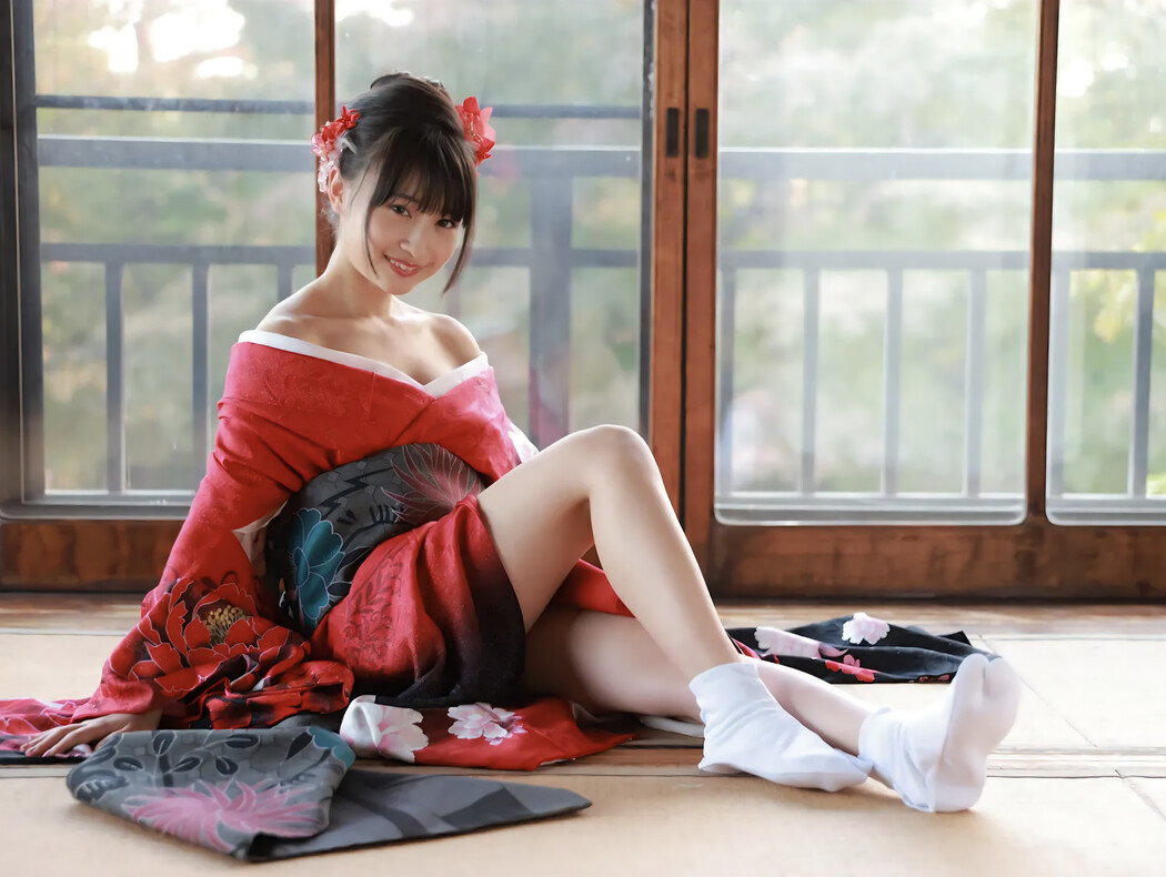 Luka Mochizuki 望月琉叶, FRIDAYデジタル写真集 [着物の下は、まさかの美バスト] Set.02