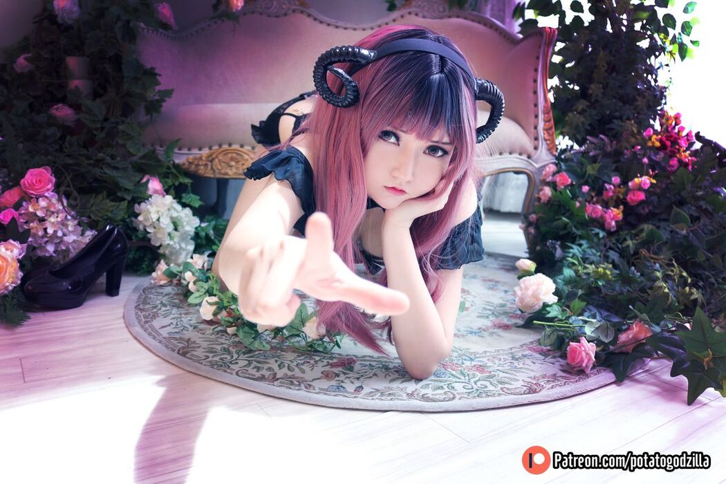 Coser@Potato Godzilla – Lil Devil Bride