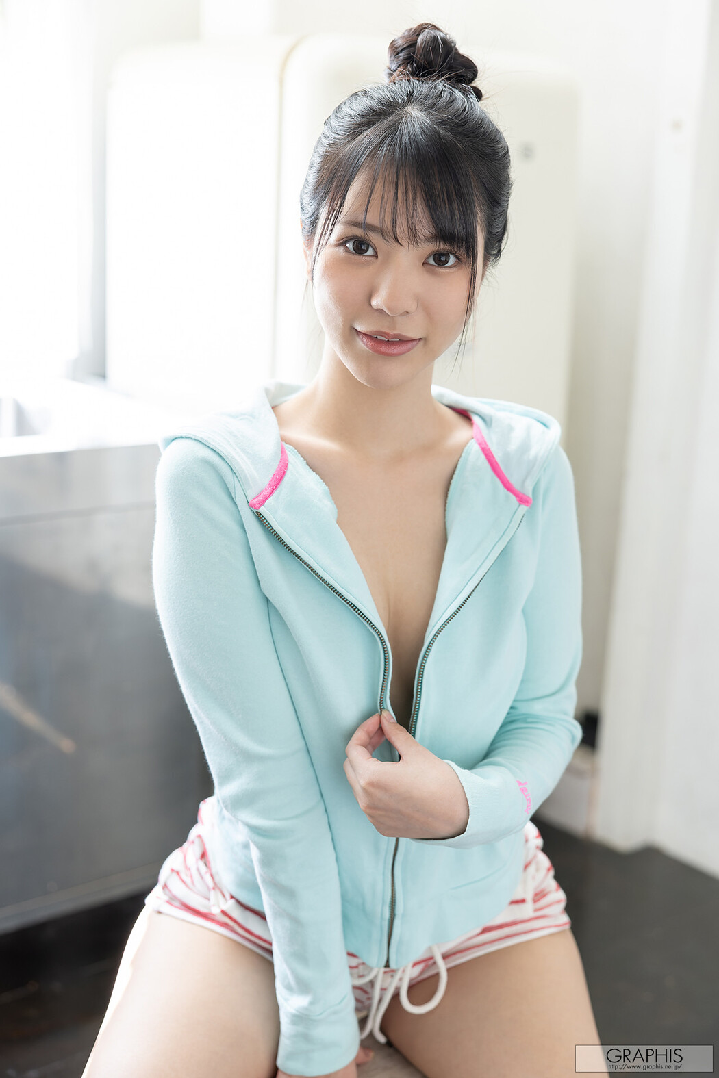 Kokoro Asano 浅野こころ, [Graphis] Gals [Heroine] Vol.03