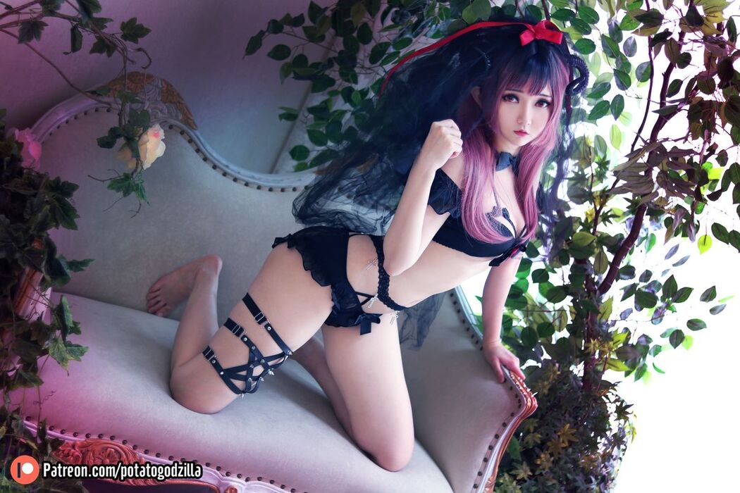 Coser@Potato Godzilla – Lil Devil Bride