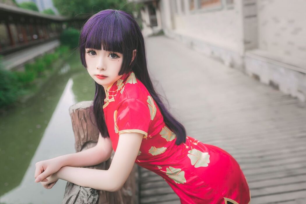 Coser@巧克力小圆面包 – 五更琉璃 新春旗袍