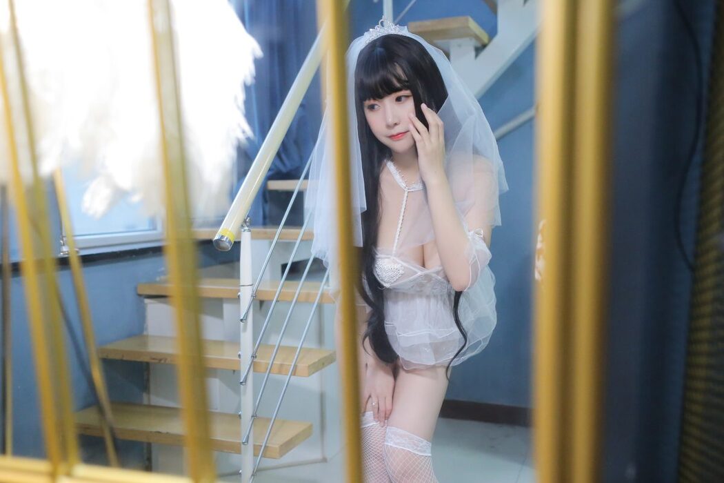 Coser@猫九酱Sakura – 长发婚纱