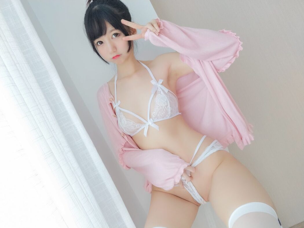 Coser@NAGISA魔物喵 – 夏のレースの下着