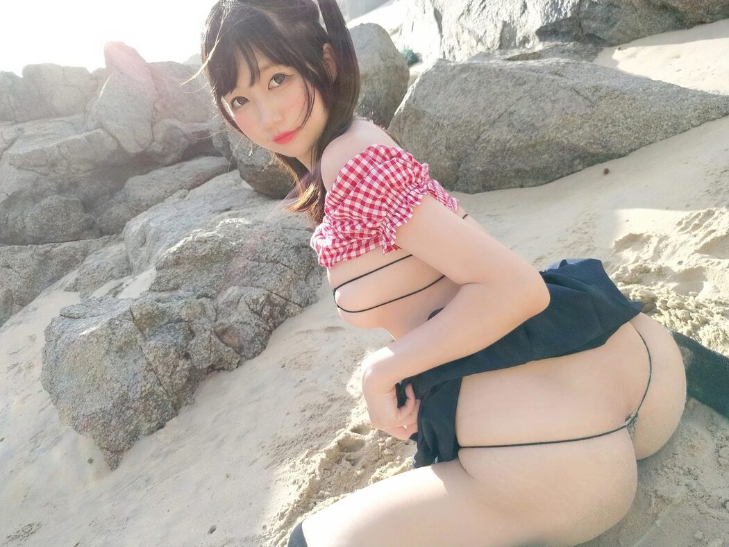 Coser@NAGISA魔物喵 – 海岛旅行自拍 B