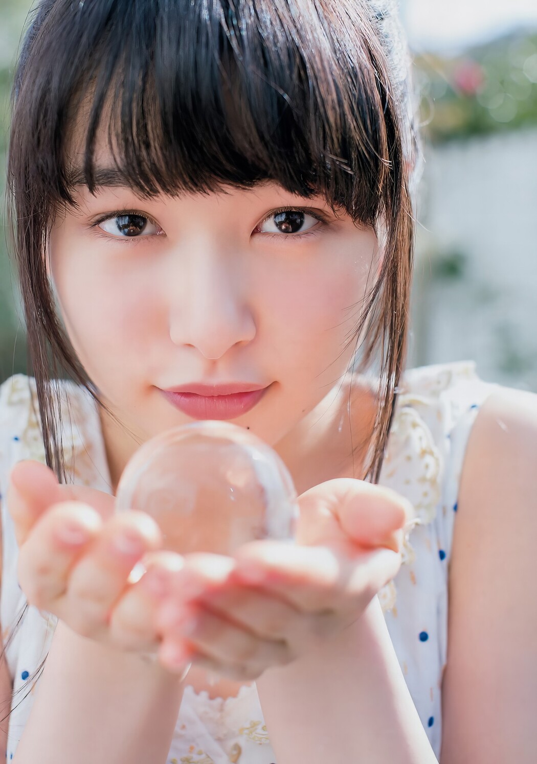 Sakurai Hinako 桜井日奈子, Big Comic Spirits 2017 No.18 (ビッグコミックスピリッツ 2017年18号)