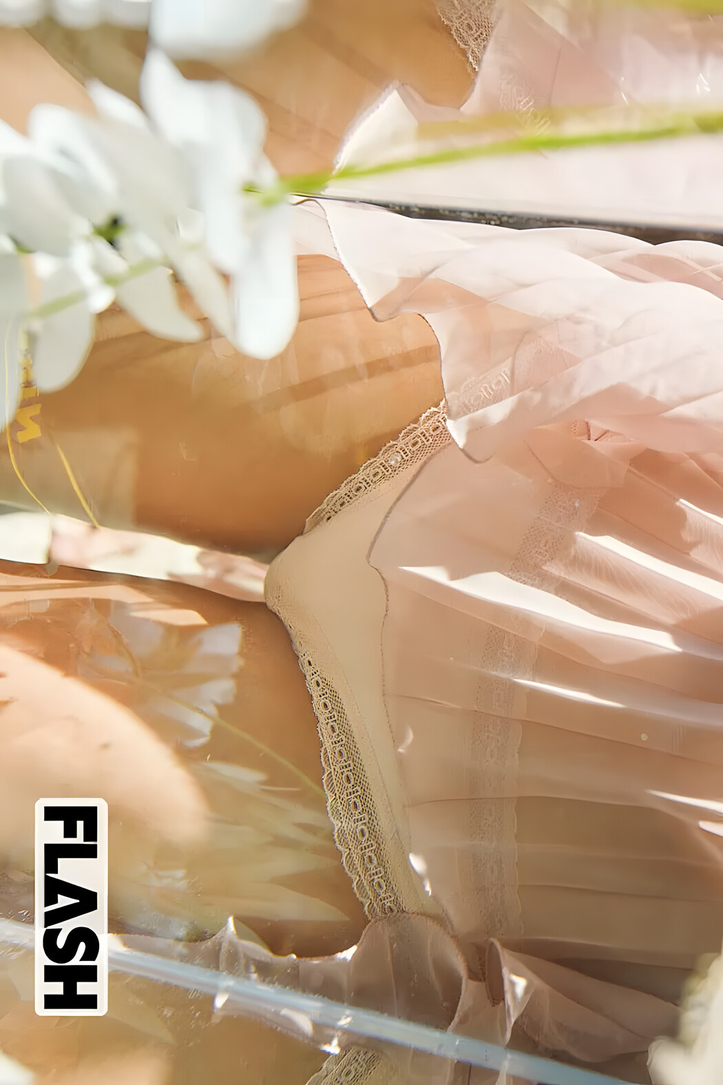 Yua Mikami 三上悠亜, FLASH 2024.04.16 (フラッシュ 2024年4月16日号)