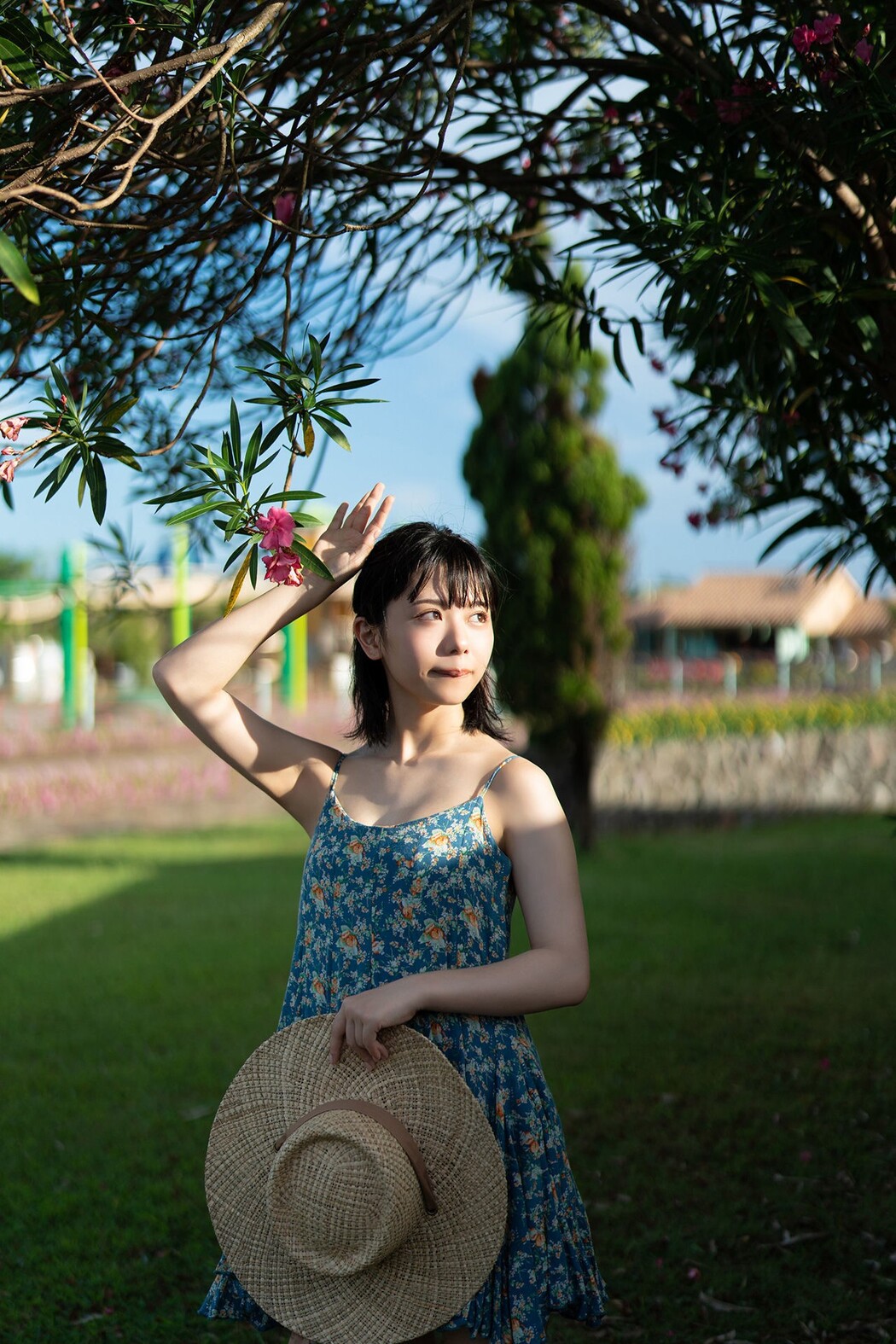 Komaki Mineshima 峰島こまき, FLASHデジタル写真集 [ぜんぶ詰め込んで、夏。] Set.01