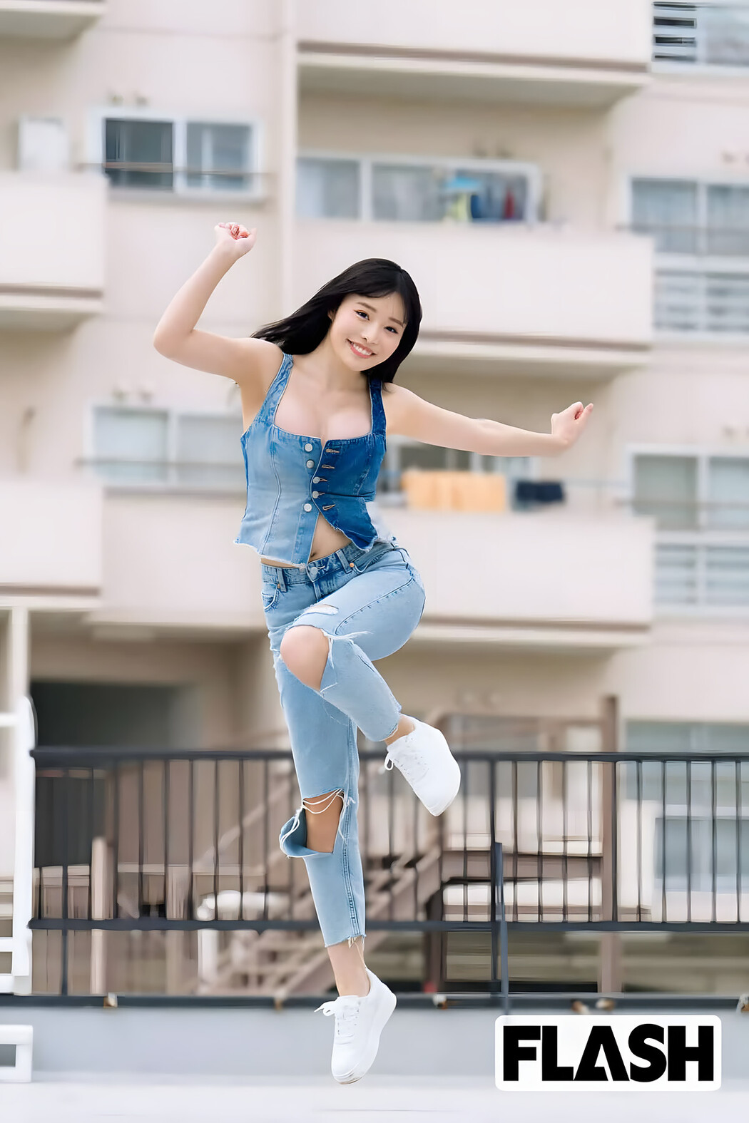 Momoha Takatsuru 高鶴桃羽, FLASH 2024.04.23 (フラッシュ 2024年4月23日号)