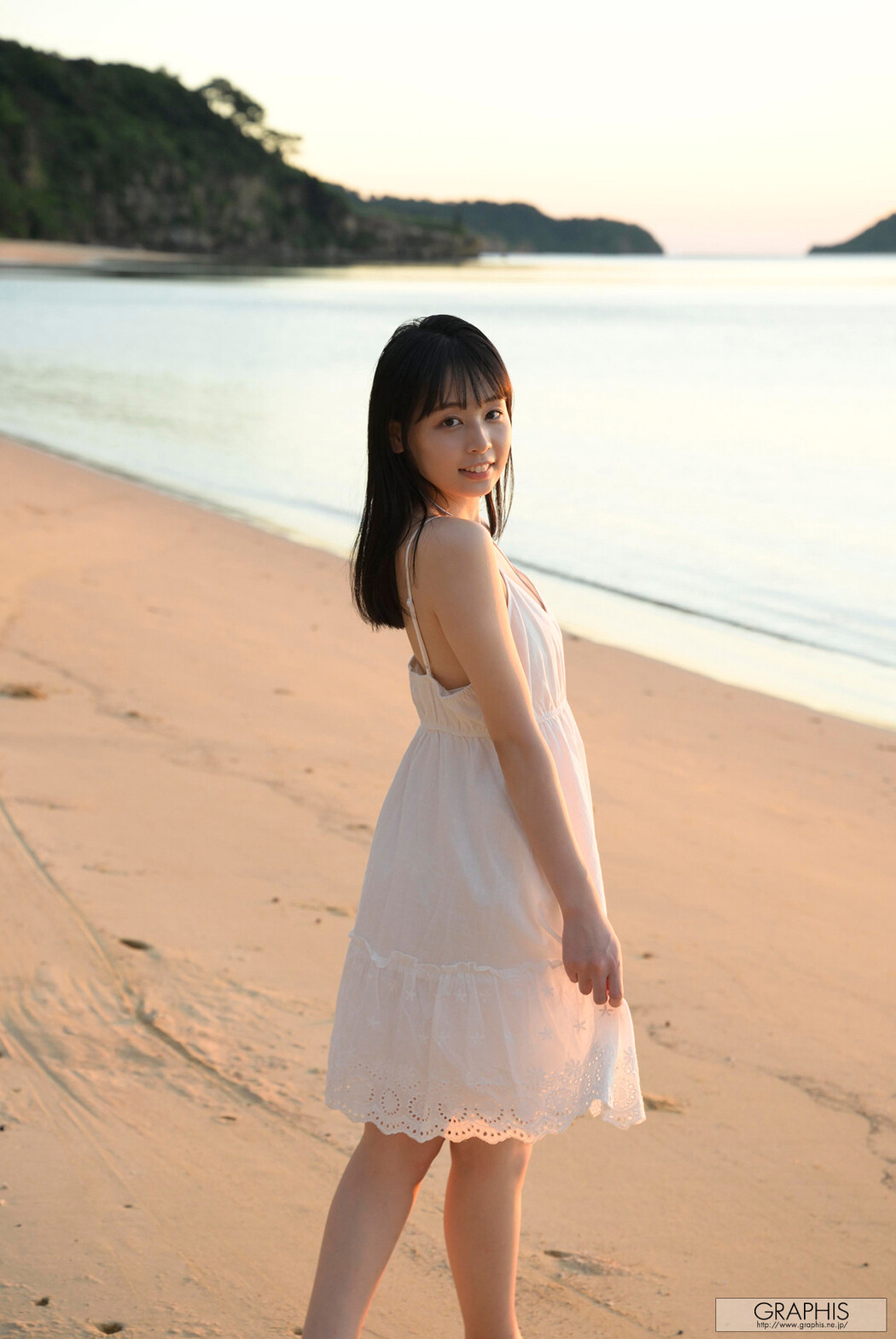 Ami Tokita 時田亜美, [Graphis] Gals 「Clarity」 Vol.02