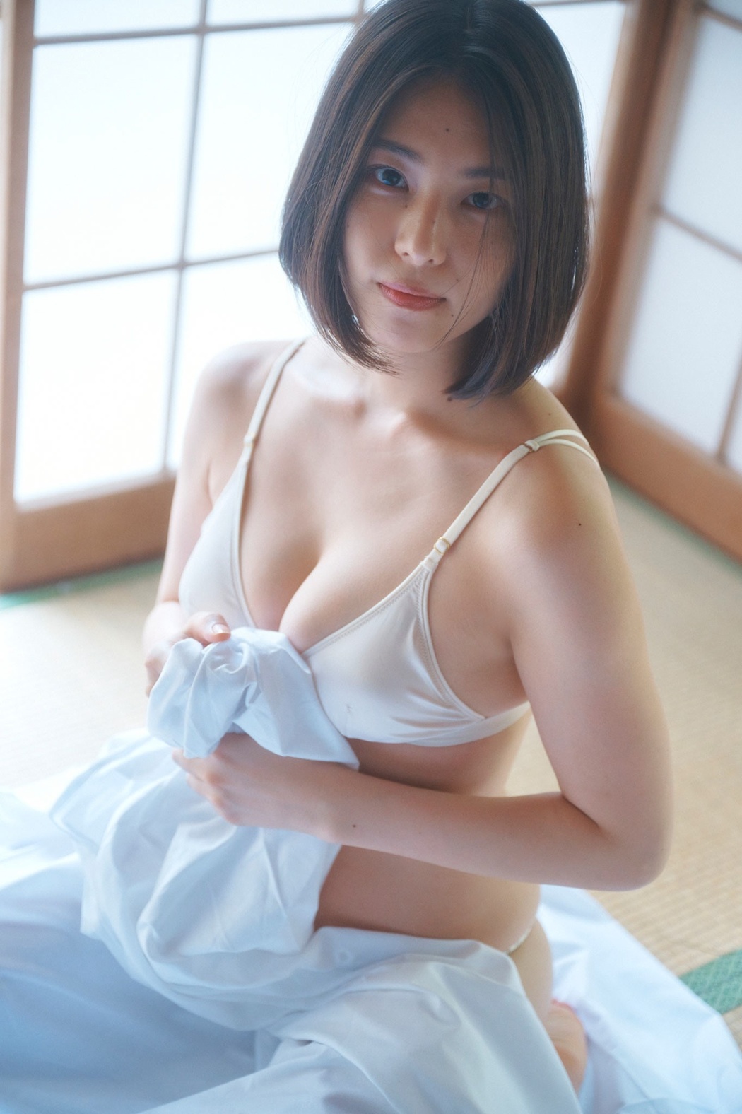 Iori Sagara 相楽伊織, SPA!デジタル写真集 「魅惑の曲線美」 Set.02