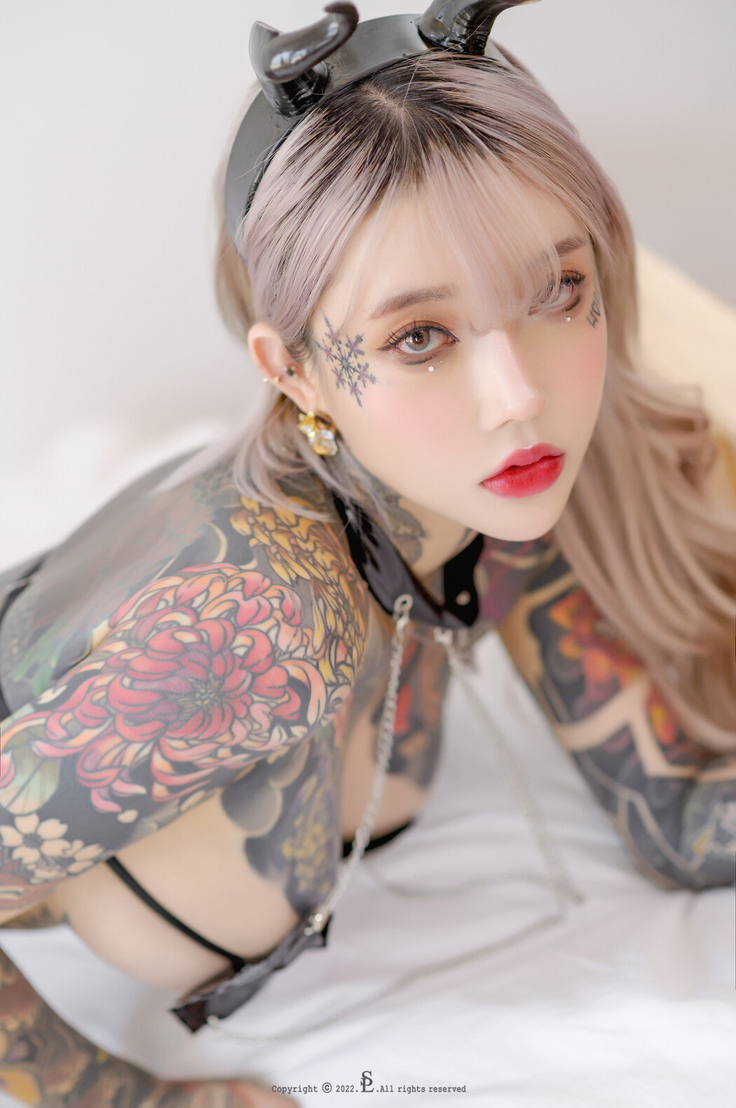 YoKo 요코, [SAINT Photolife] Saint and Devil Set.02