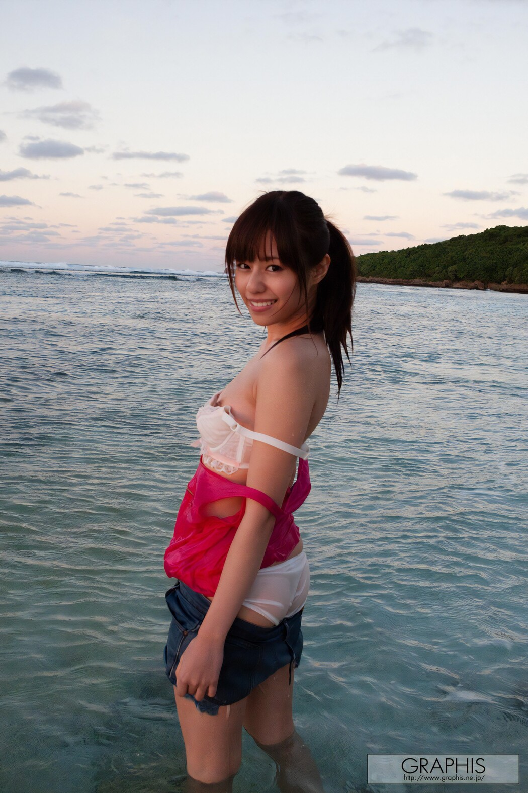 Rina Rukawa 瑠川リナ, [Graphis] Special Gallery [Love Para] Vol.02