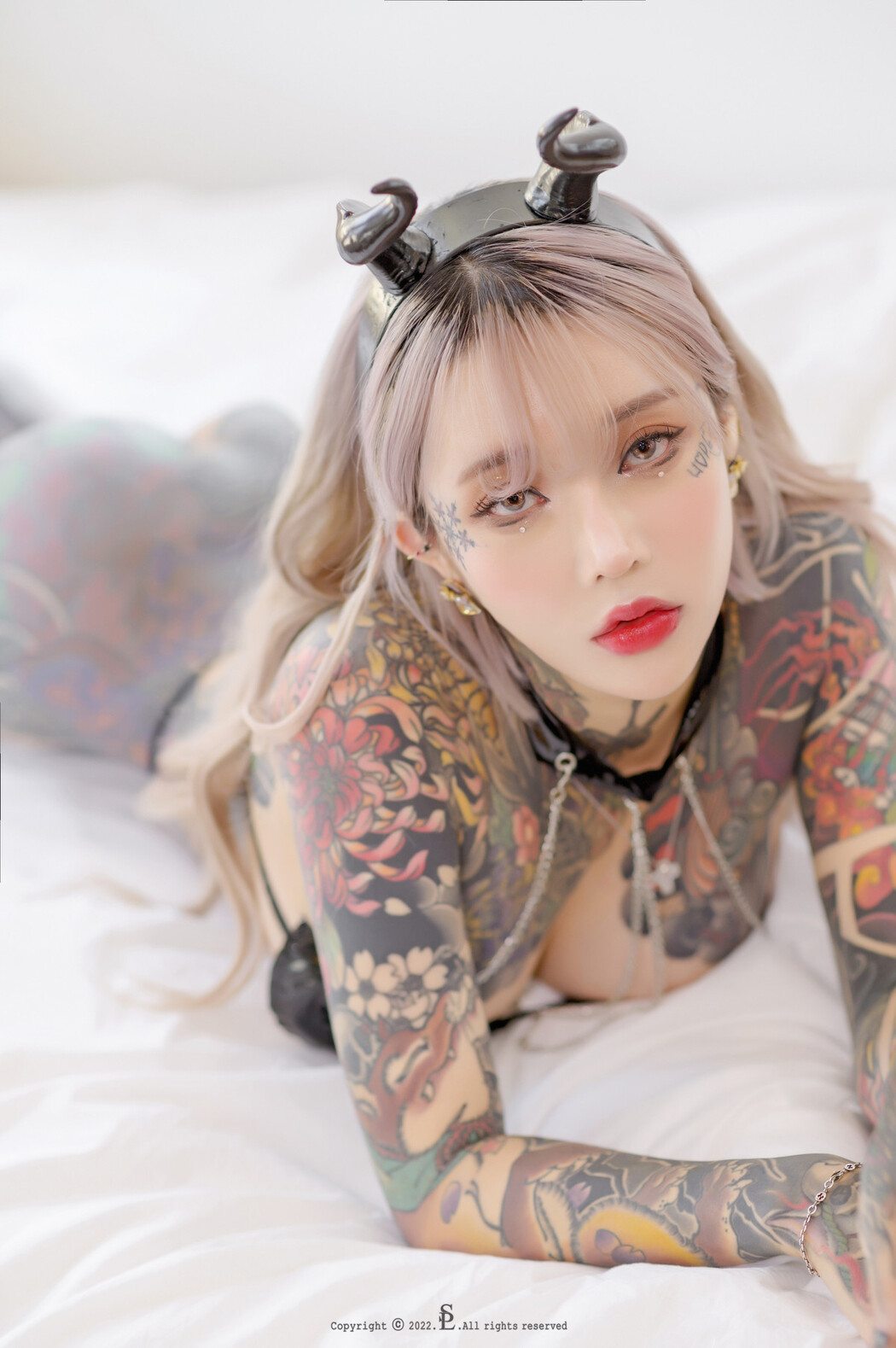 YoKo 요코, [SAINT Photolife] Saint and Devil Set.02
