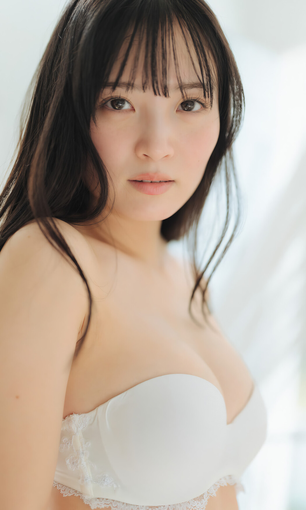 Yura Yura 由良ゆら, Weekly Playboy 2024 No.18 (週刊プレイボーイ 2024年18号)