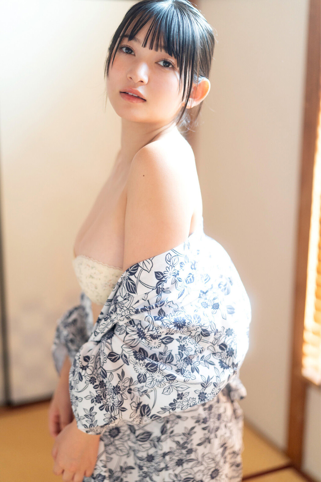 Suzuka Sayama 佐山すずか, FLASHデジタル写真集 [週末彼女] Set.02