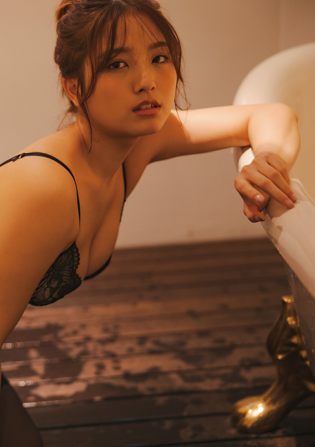 Nana Owada 大和田南那, BUBKAデジタル写真集 「Feel Special」 Set.02