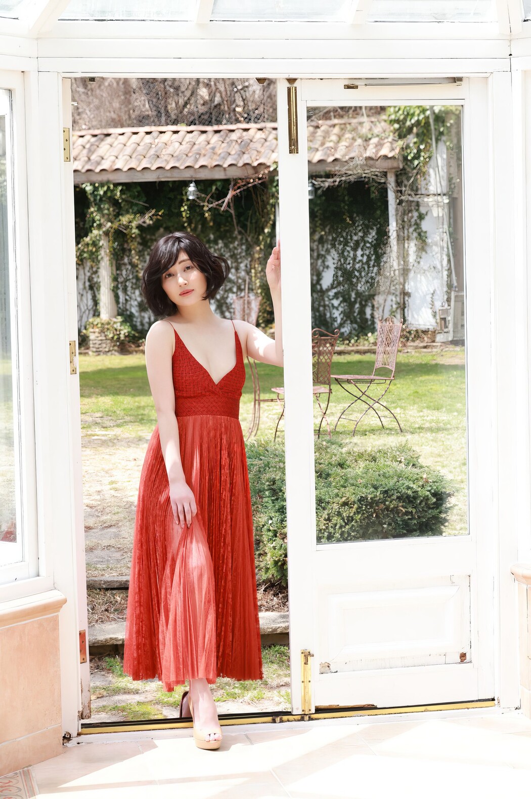 Manami Shindo 新藤まなみ, FRIDAYデジタル写真集 「Quenns オール未公開スペシャル Edition Vol.4」 Set.01