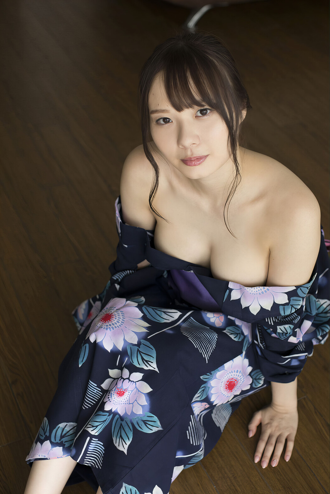 Miyuu Sano 佐野水柚, Bamboo e-Book 写真集 「みゆうに恋して」 Set.02