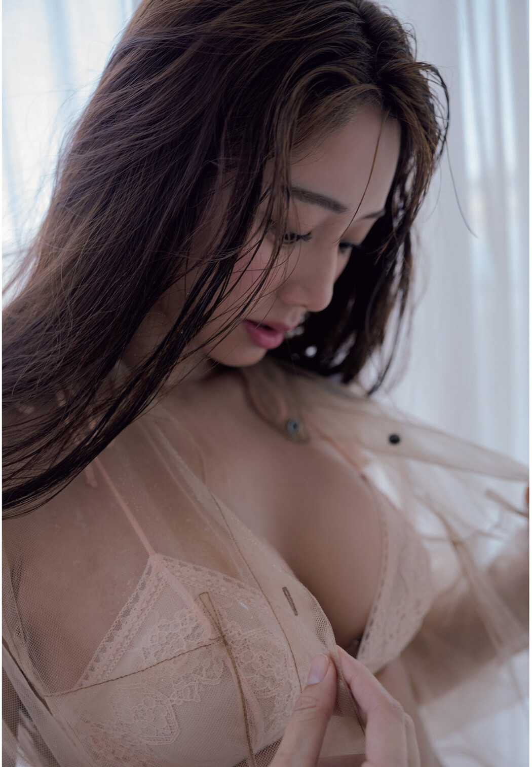 Yasuyo Saito 斎藤恭代, FLASH 2024.04.30 (フラッシュ 2024年4月30日号)