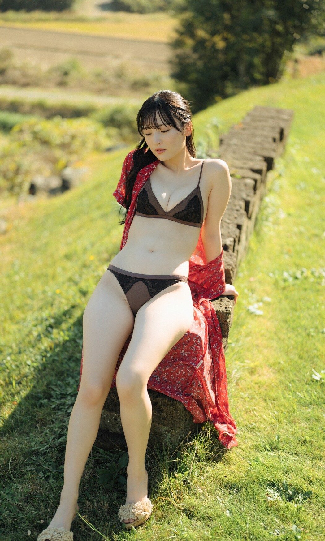 Yura Yura 由良ゆら, 週プレ Photo Book 「ドキドキさせるなんて」 Set.01