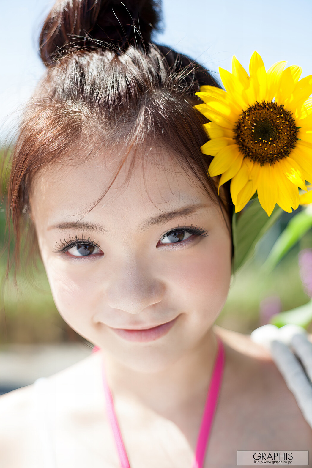 Kana Tsuruta 鶴田かな, Graphis Special Girls Gravure Vol.01