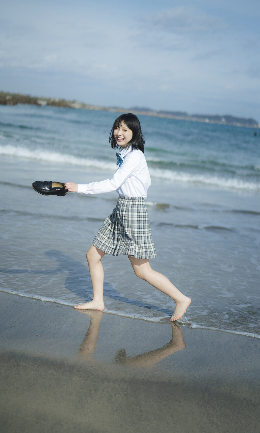 Runa Ichinose 一ノ瀬瑠菜, 週プレ Photo Book 「いちごと春」 Set.02