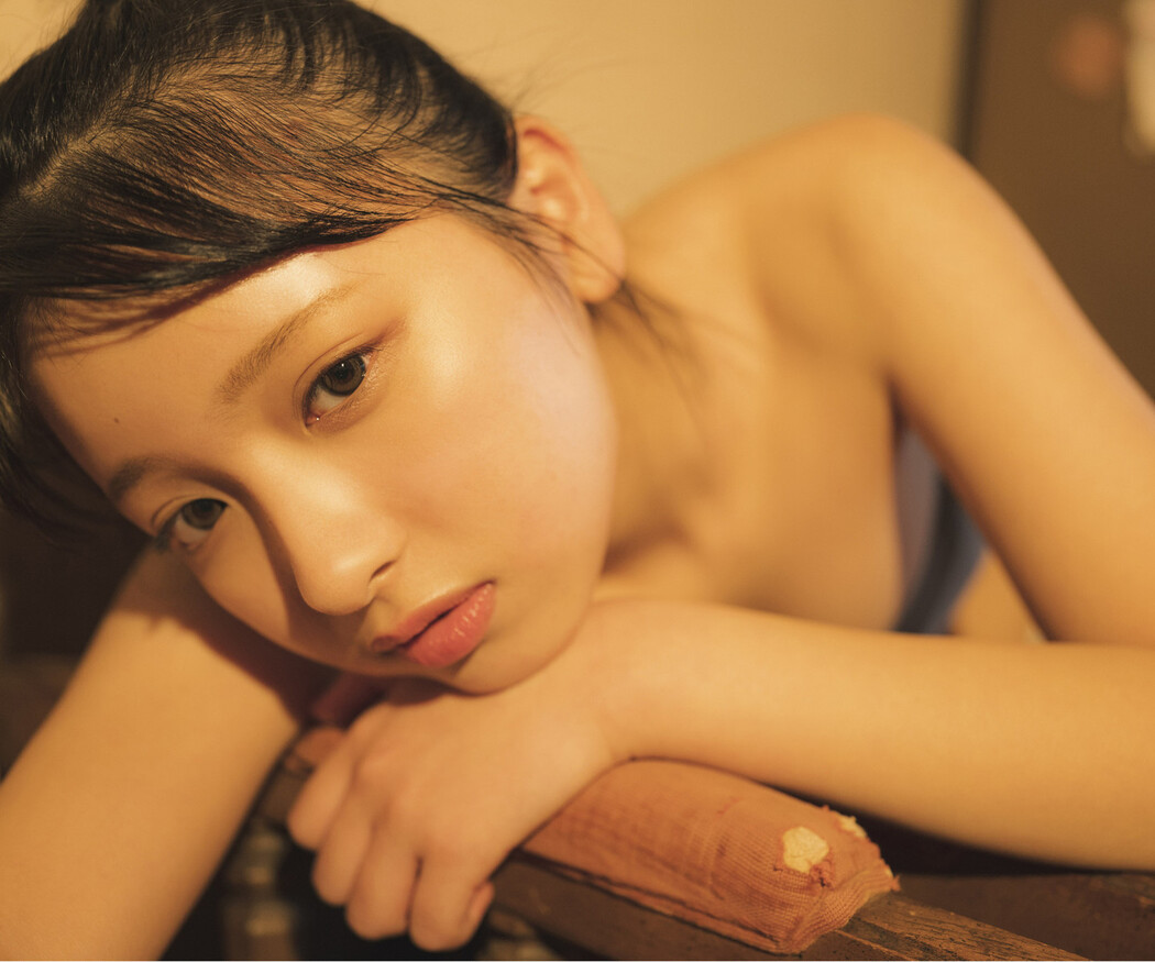 Runa Ichinose 一ノ瀬瑠菜, 週プレ Photo Book 「いちごと春」 Set.01