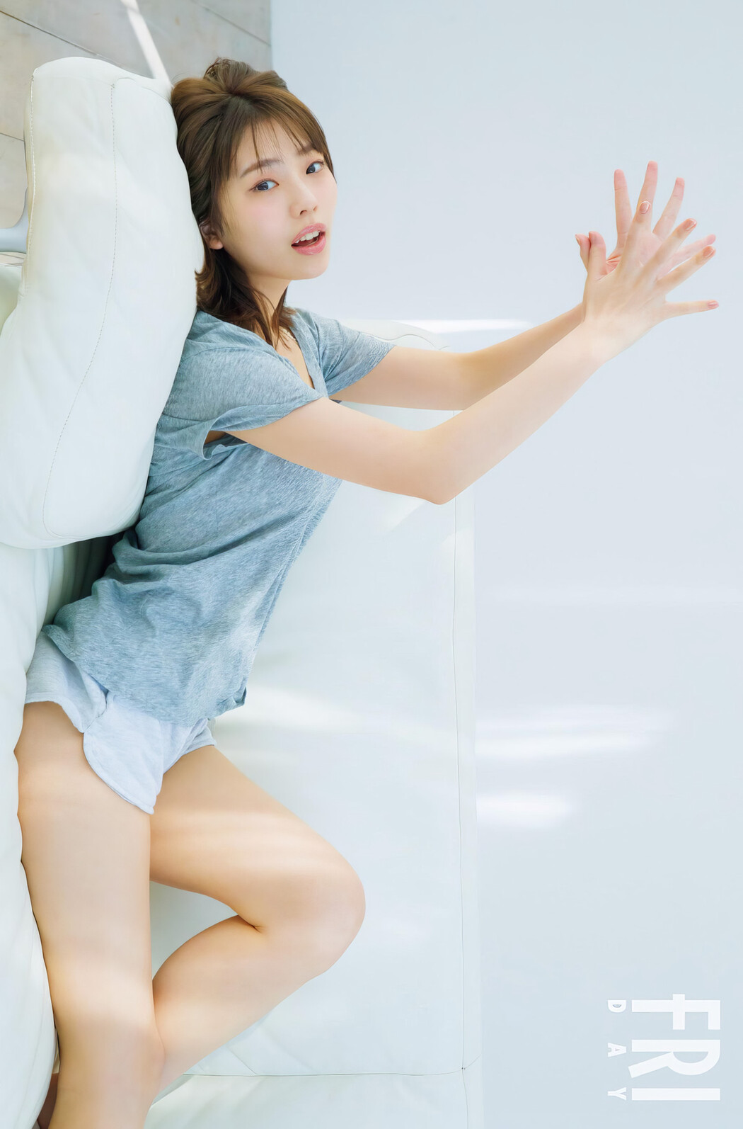 Hina Kikuchi 菊地姫奈, FRIDAY 2024.05.17 (フライデー 2024年5月17日号)