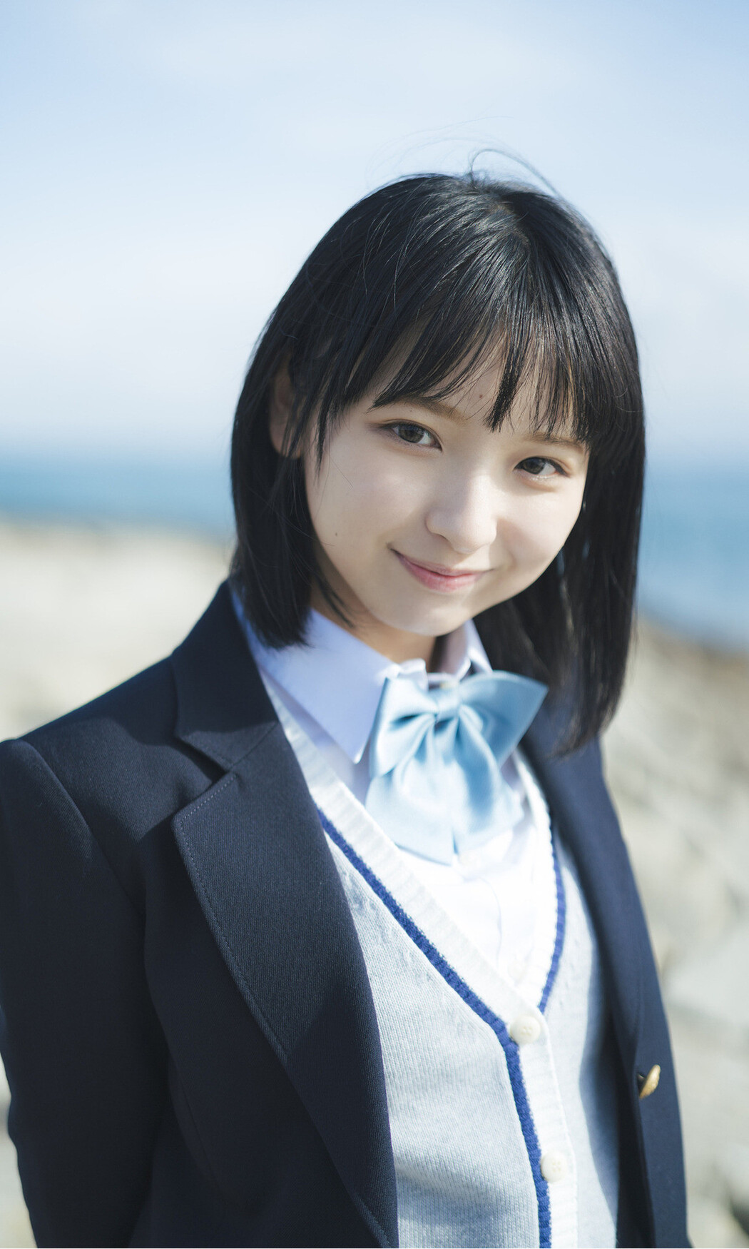 Runa Ichinose 一ノ瀬瑠菜, 週プレ Photo Book 「いちごと春」 Set.02