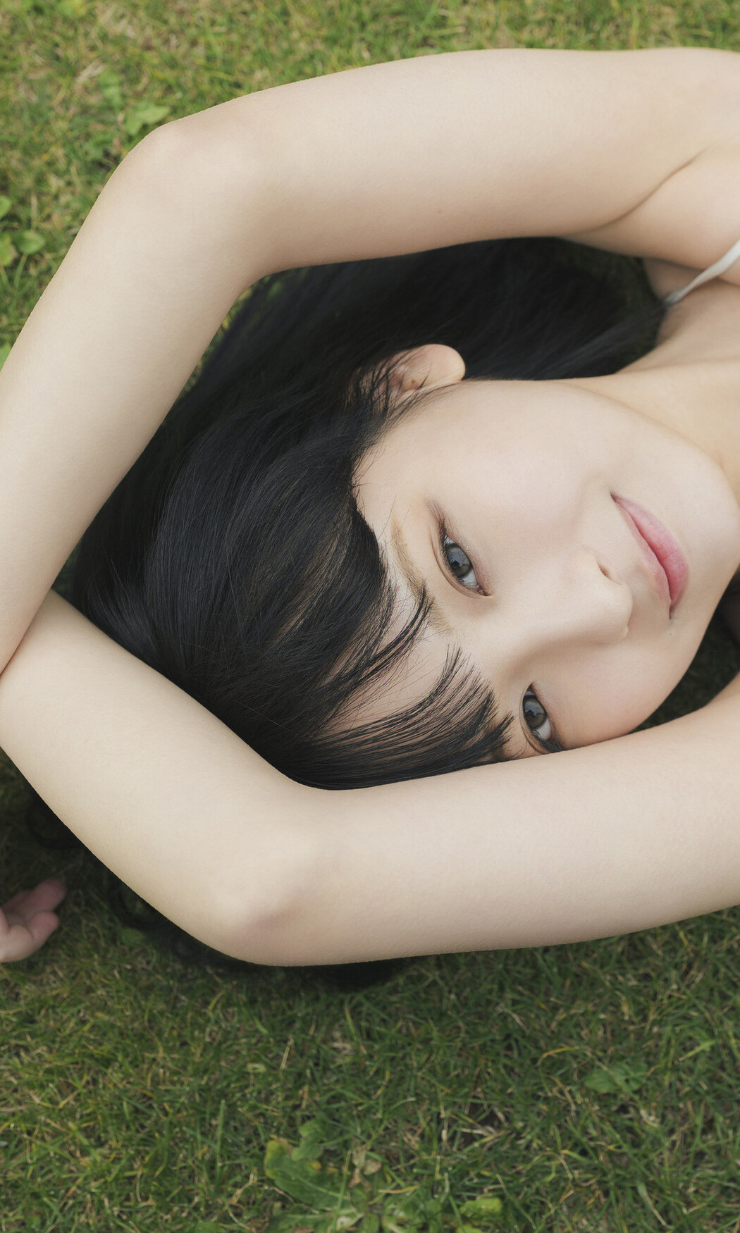 Runa Ichinose 一ノ瀬瑠菜, 週プレ Photo Book 「いちごと春」 Set.01