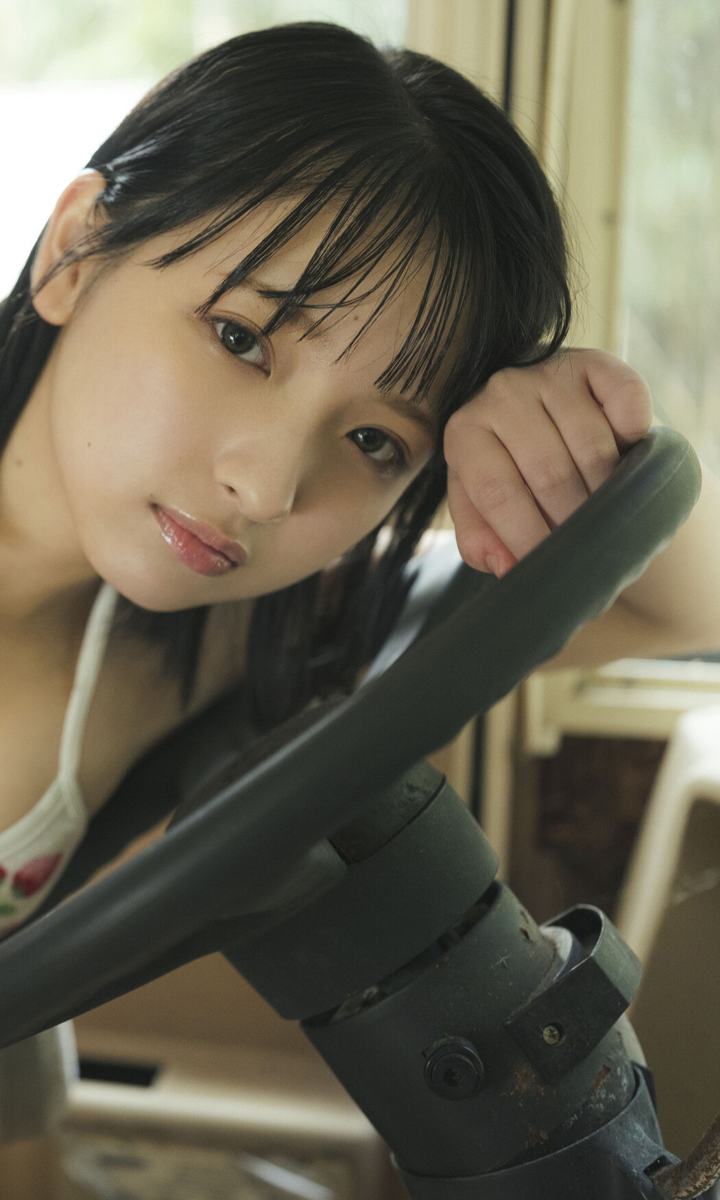 Runa Ichinose 一ノ瀬瑠菜, 週プレ Photo Book 「いちごと春」 Set.02