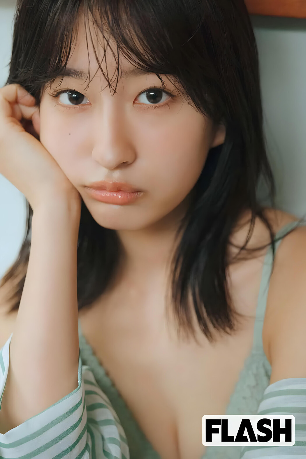 Rina Saito 斉藤里奈, FLASH 2024.05.21 (フラッシュ 2024年5月21日号)