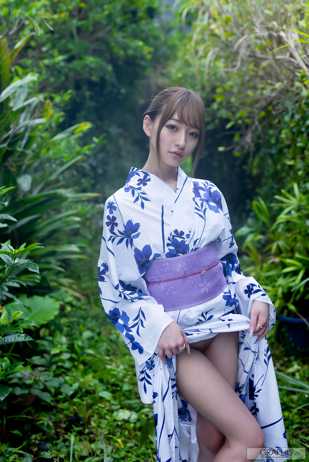 Yuu Rukawa 流川夕, Graphis Gals [Captivated] Vol.02