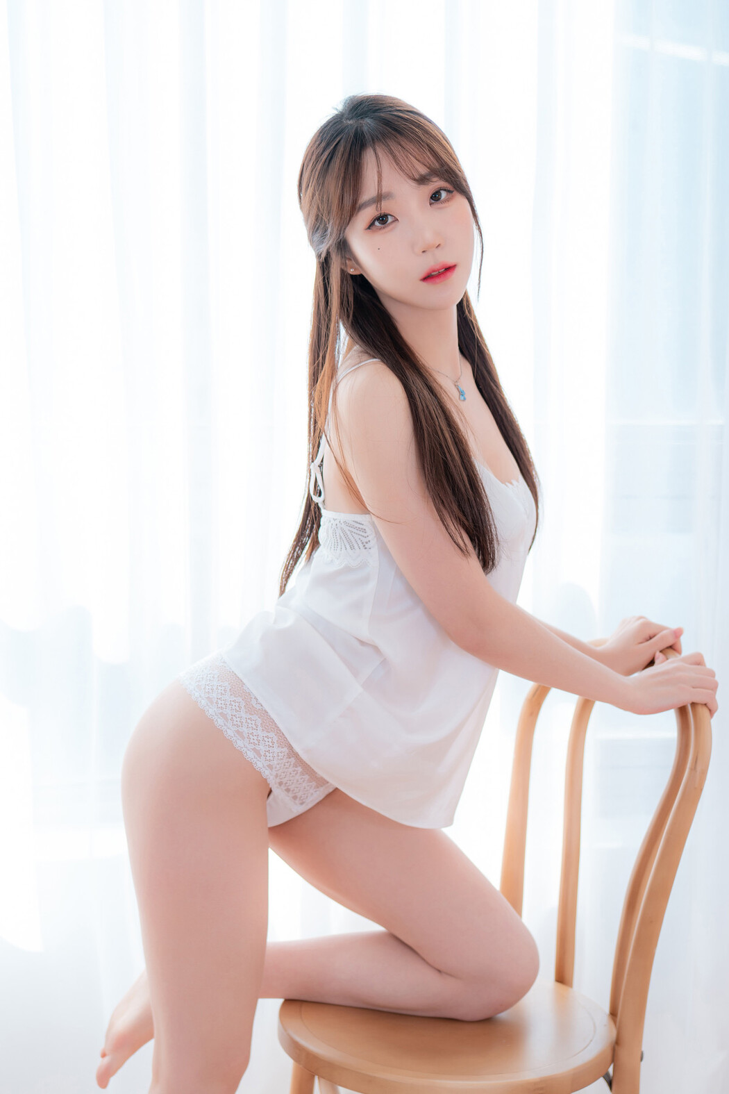 Yeon Nnabi 연나비, CreamSoda Vol.02 Photobook Set.03