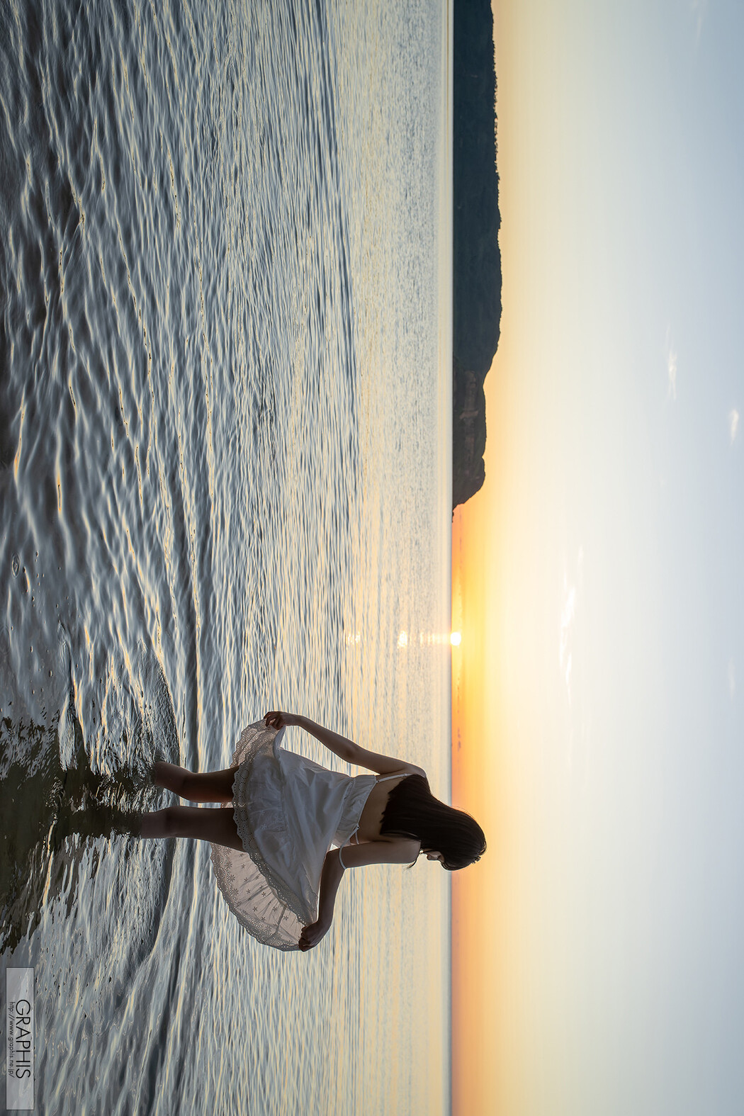 Ami Tokita 時田亜美, Graphis Gals 「Clarity」 Vol.03