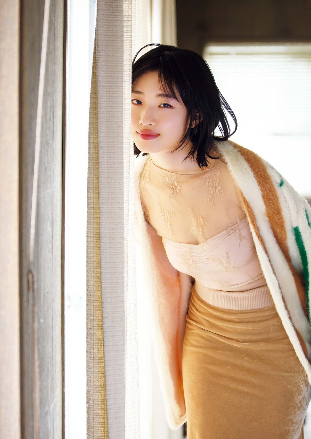 Yumi Kawai 河合優実, Big Comic Spirits 2024 No.25 (ビッグコミックスピリッツ 2024年25号)