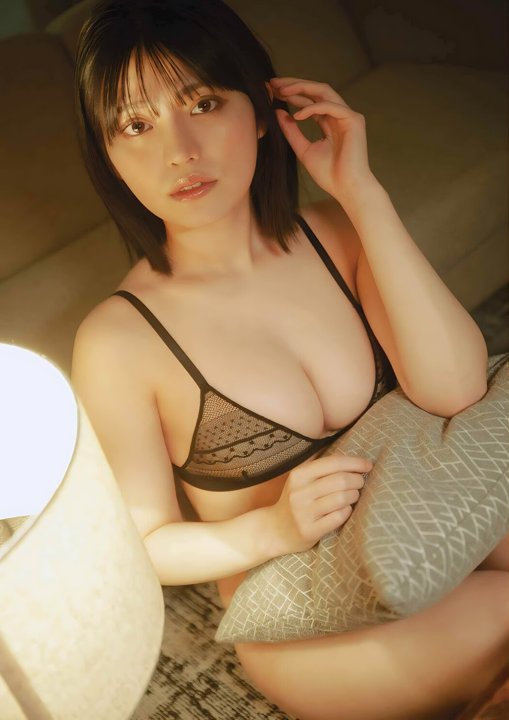 Mei Ishihama 石浜芽衣, Young Gangan 2024 No.11 (ヤングガンガン 2024年11号)