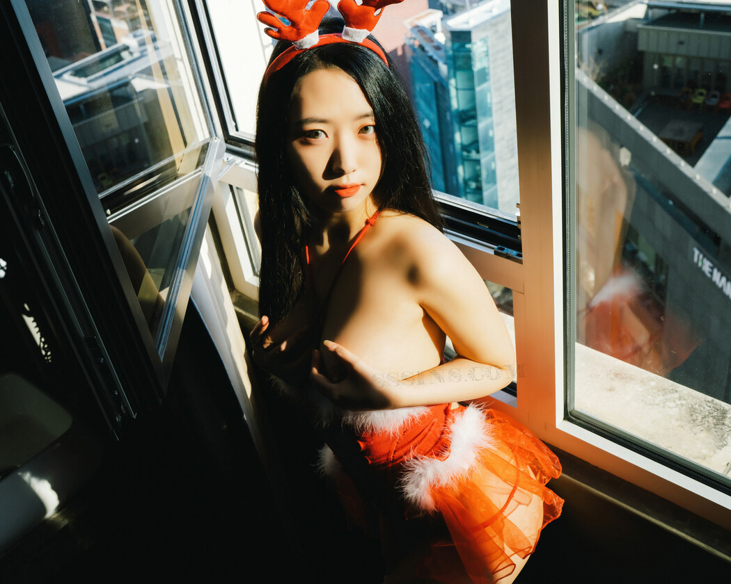 Dame 담, Moon Night Snap 섹시한 산타걸 (+S.Ver) Set.02