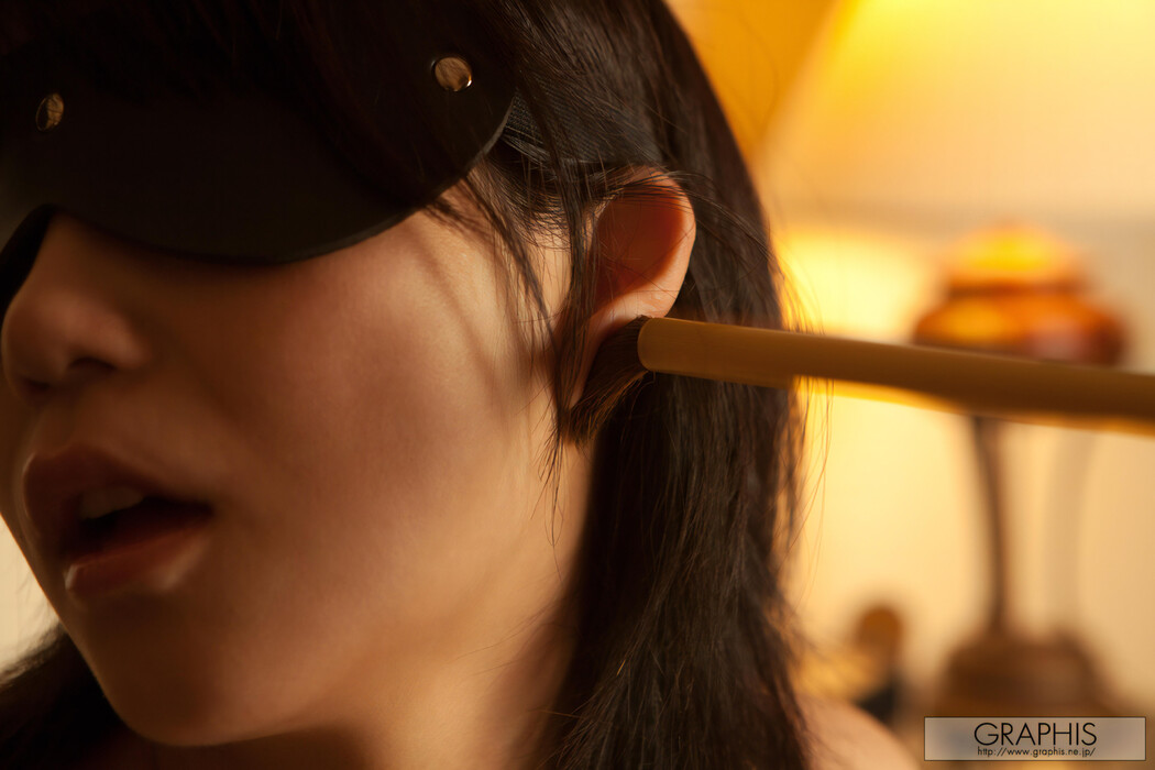 Kaede Ito 伊藤かえで, Graphis Feti Style