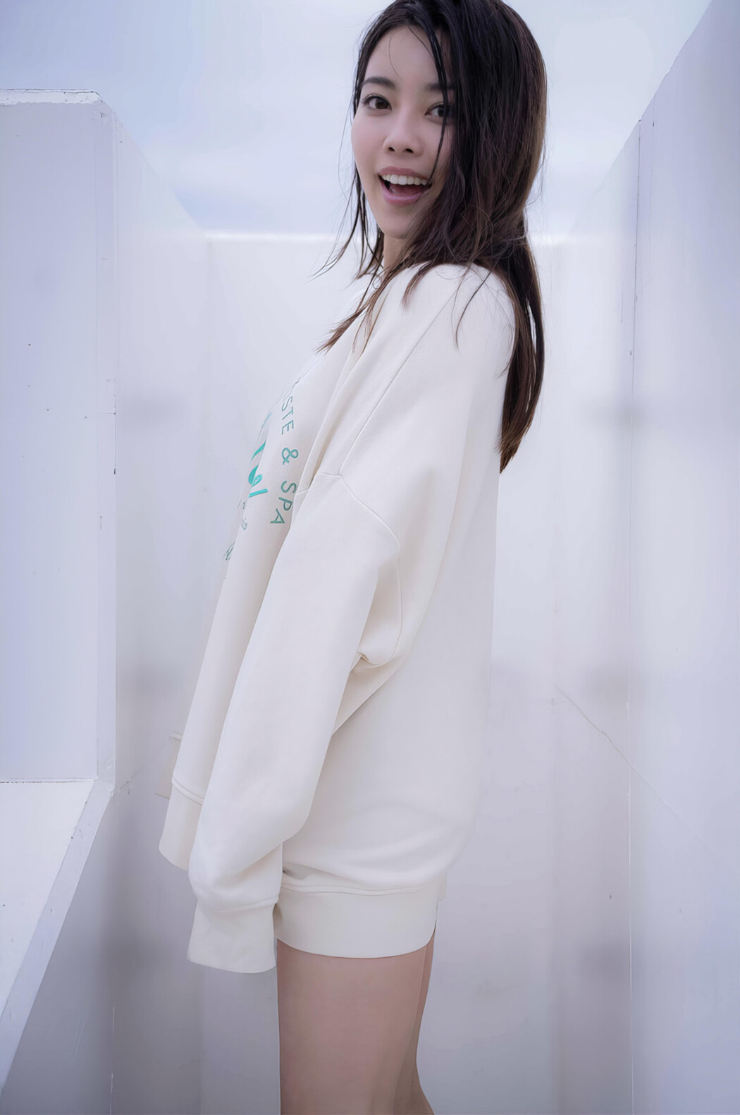 Misaki Yahata 八幡美咲, FRIDAYデジタル写真集 「地方局No.1アナウンサー 美しく、咲く」 Set.02