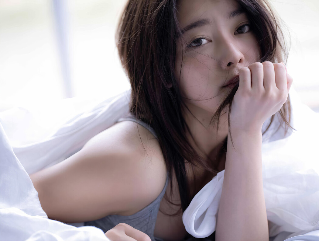 Misaki Yahata 八幡美咲, FRIDAYデジタル写真集 「地方局No.1アナウンサー 美しく、咲く」 Set.02