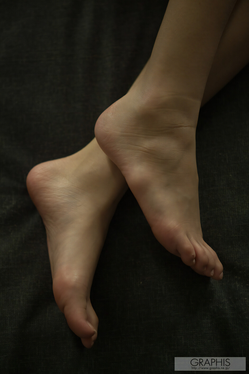 Ryo Namioka 浪岡りょう, Graphis Feti Style Vol.04