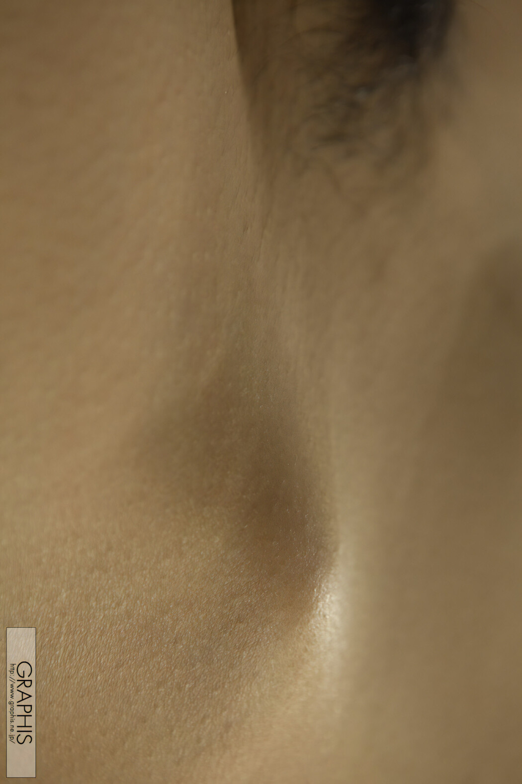 Ryo Namioka 浪岡りょう, Graphis Feti Style Vol.04