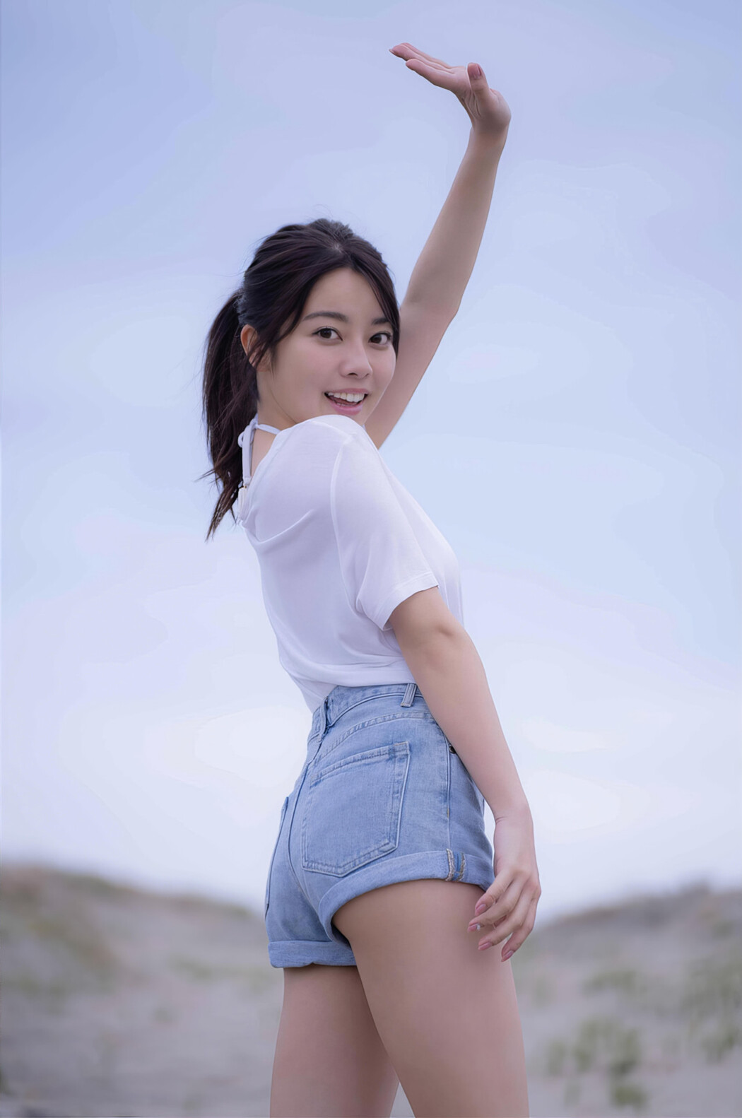 Misaki Yahata 八幡美咲, FRIDAYデジタル写真集 「地方局No.1アナウンサー 美しく、咲く」 Set.03 Cover Photo