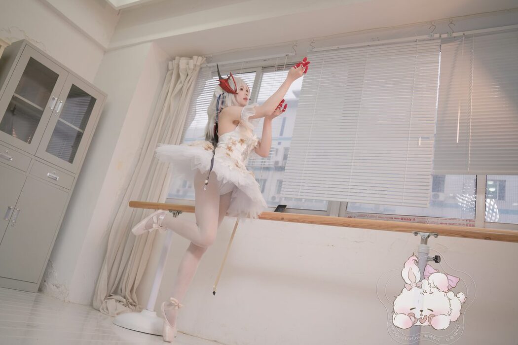 Coser@黏黏团子兔 W天鹅之舞