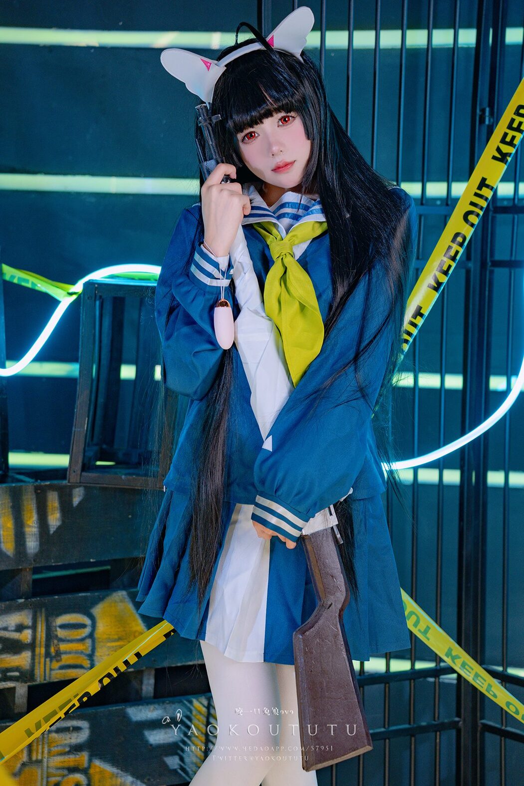 Coser@黏黏团子兔 – 兔兔班车 霞沢美游 Cover Photo