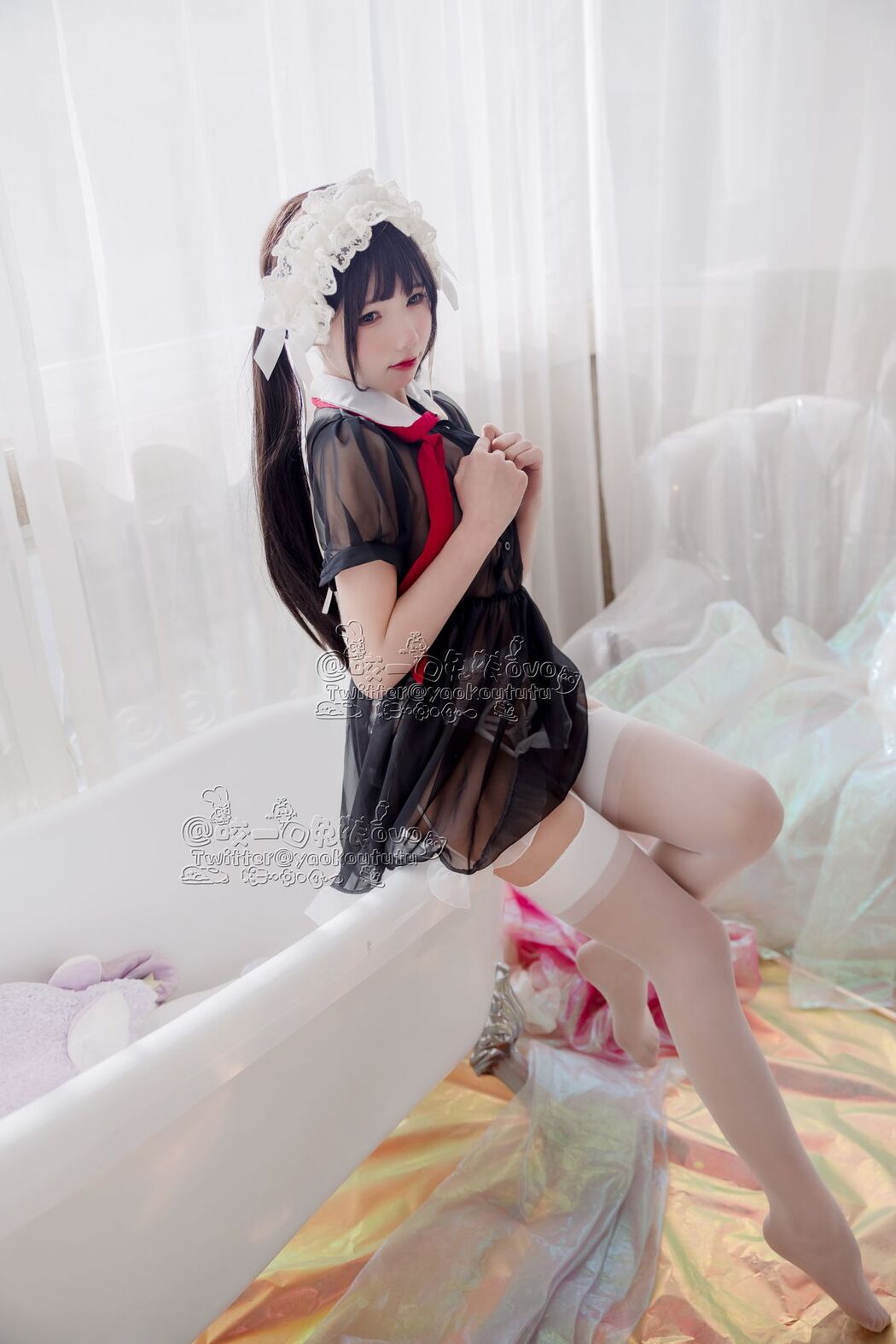 Coser@黏黏团子兔 – 黑白女仆