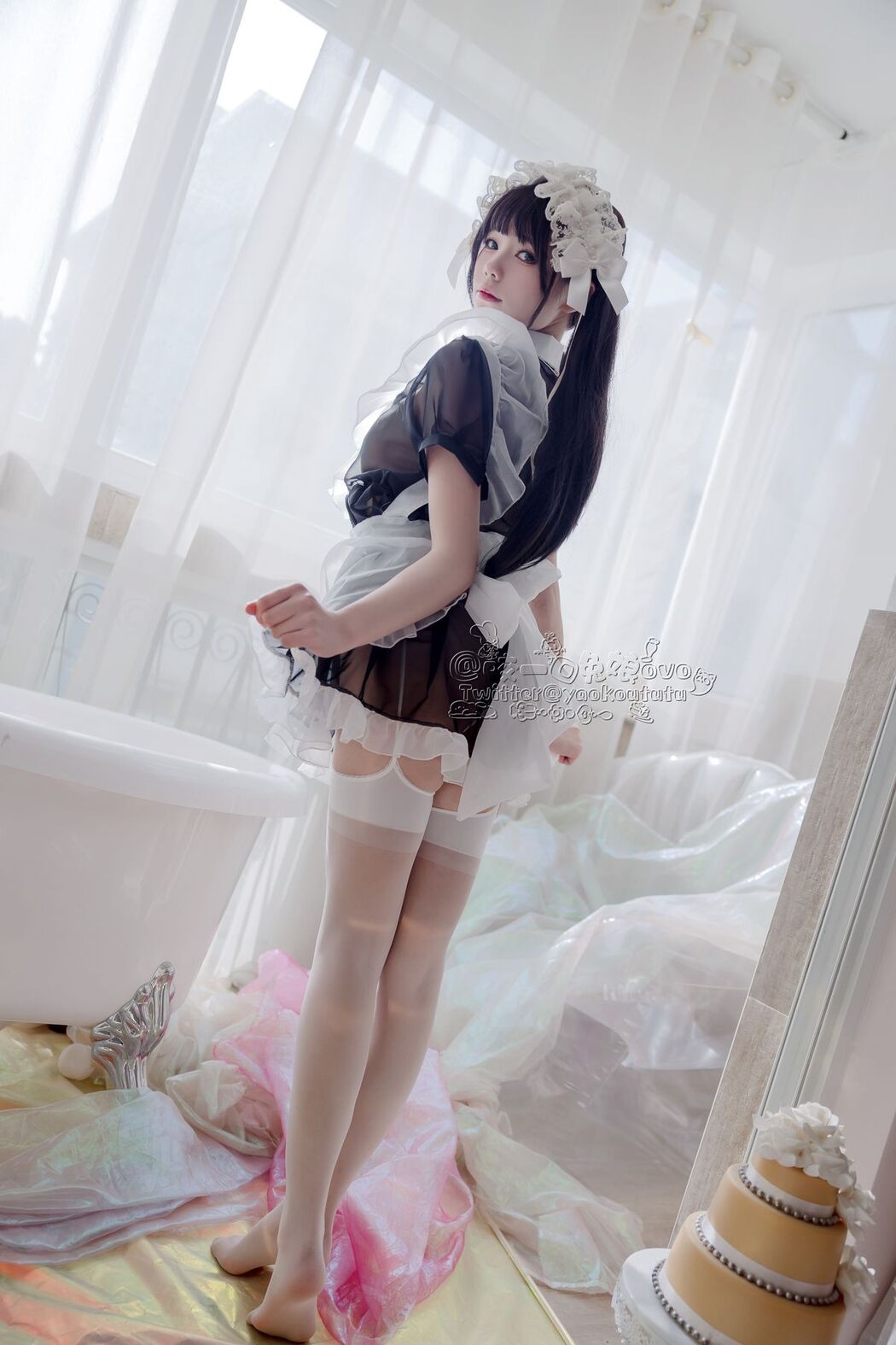 Coser@黏黏团子兔 – 黑白女仆