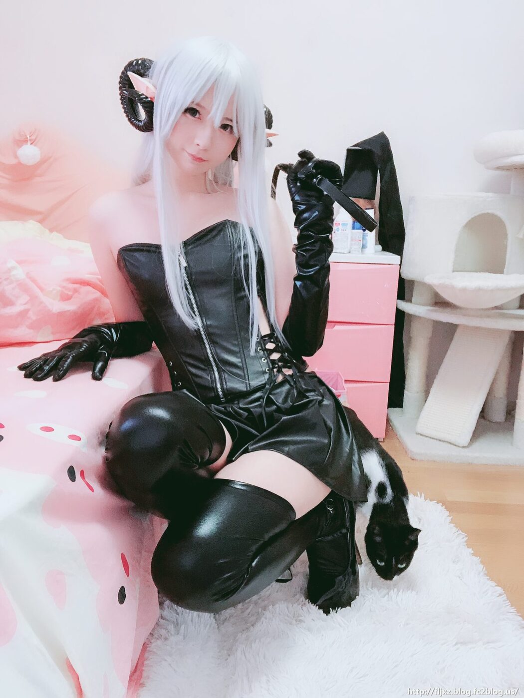 Coser@习呆呆 – 皮衣小恶魔 Leather Little Devil